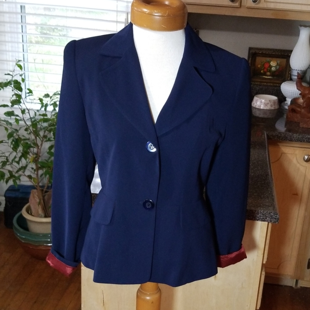 Versai Jacket Size 6